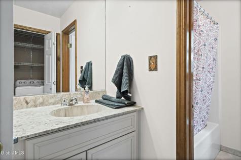 55 Dunwoodie Road Glenmont NY 12077