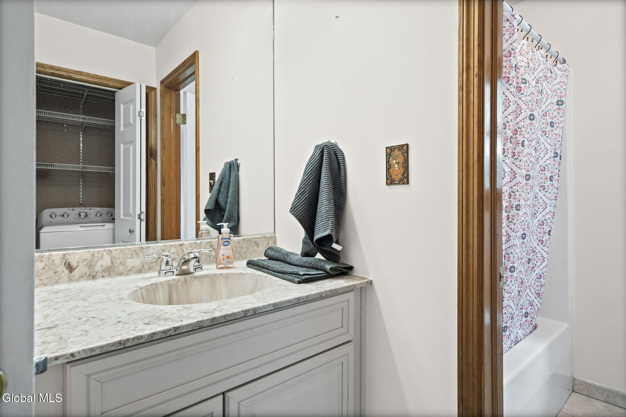 55 Dunwoodie Road Glenmont NY 12077