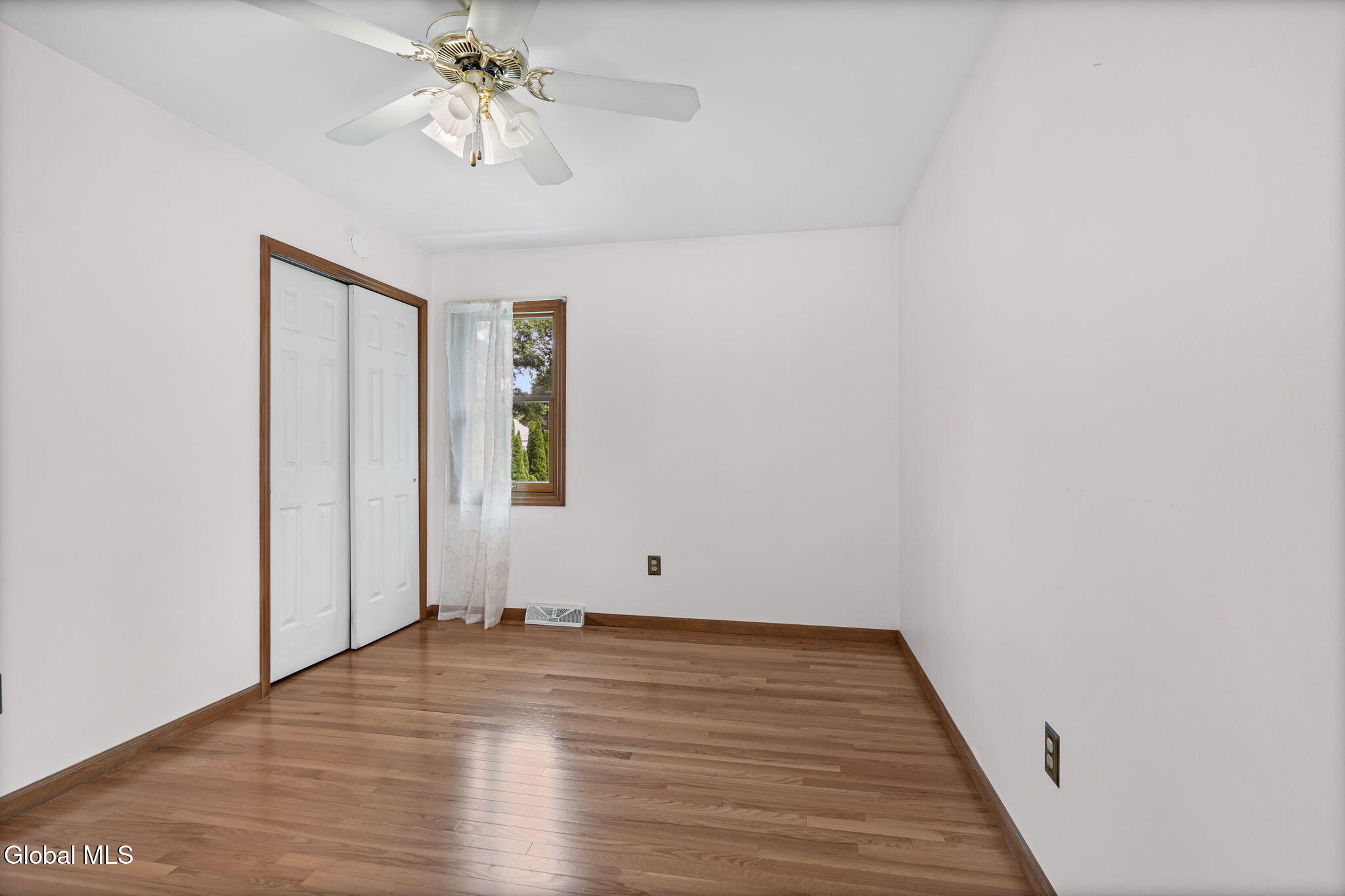 55 Dunwoodie Road Glenmont NY 12077