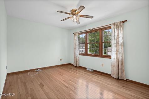 55 Dunwoodie Road Glenmont NY 12077