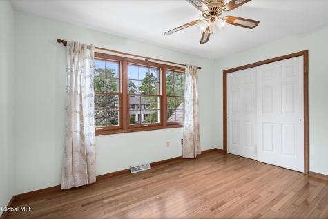 55 Dunwoodie Road Glenmont NY 12077