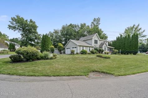 55 Dunwoodie Road Glenmont NY 12077
