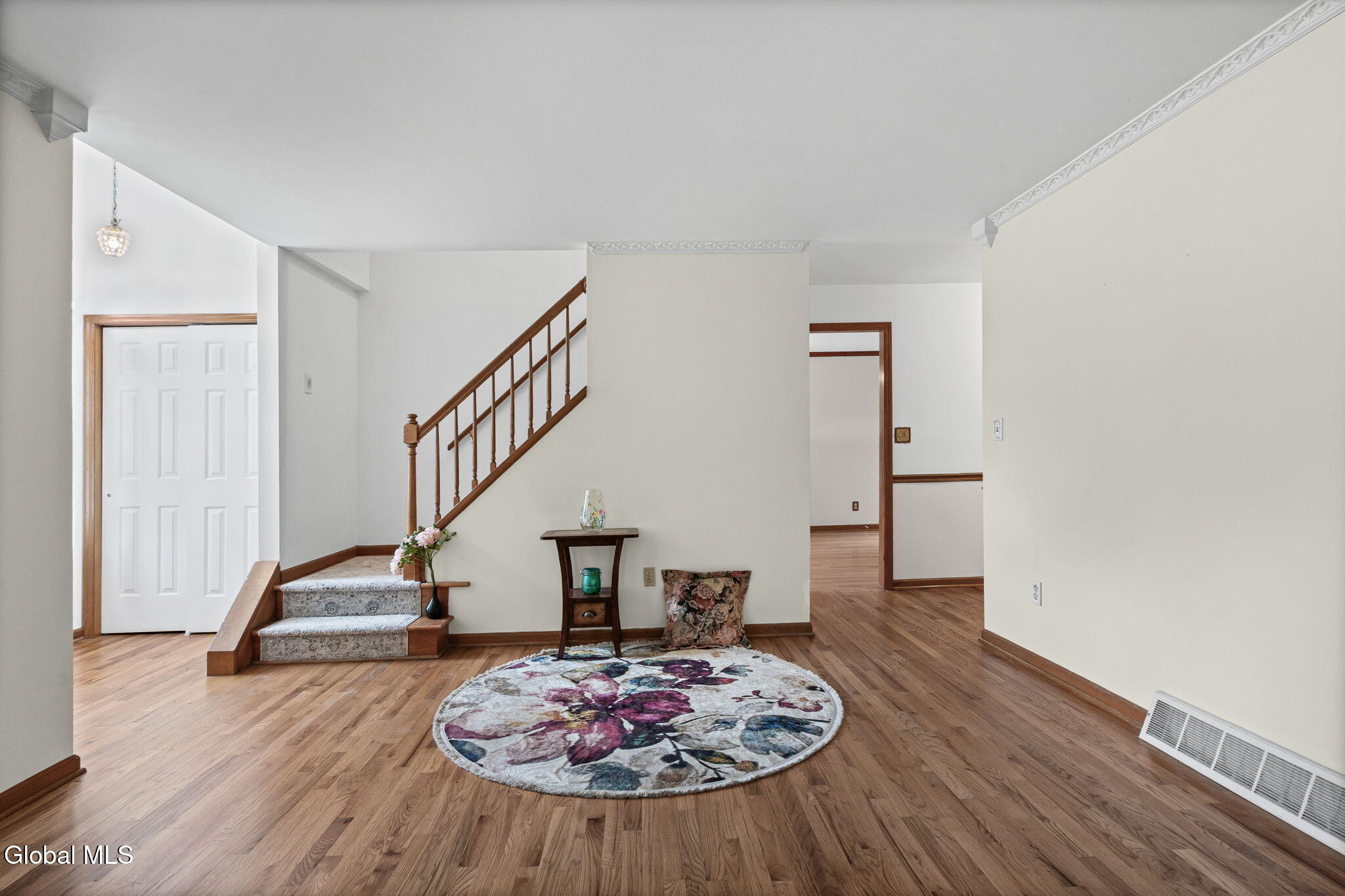 55 Dunwoodie Road Glenmont NY 12077