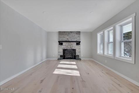 257 West Circular Street Saratoga Springs NY 12866