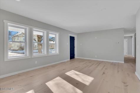 257 West Circular Street Saratoga Springs NY 12866