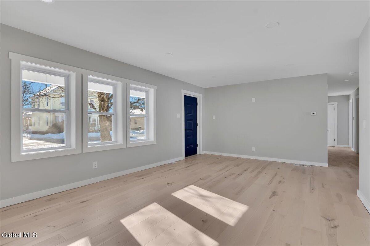 257 West Circular Street Saratoga Springs NY 12866