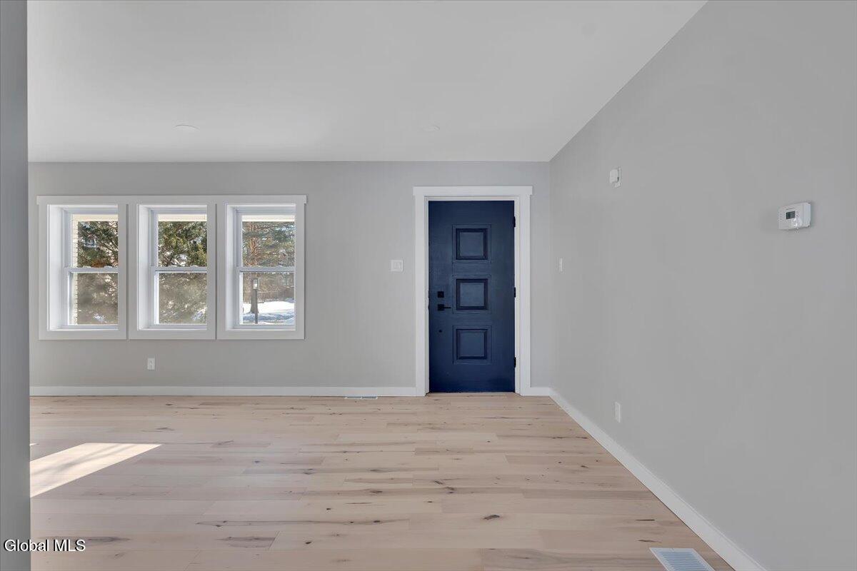 257 West Circular Street Saratoga Springs NY 12866