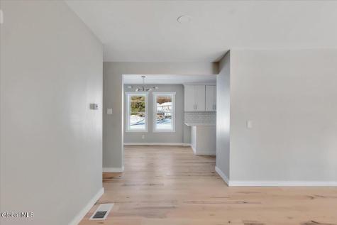 257 West Circular Street Saratoga Springs NY 12866