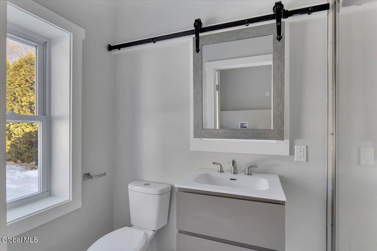 257 West Circular Street Saratoga Springs NY 12866