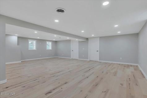 257 West Circular Street Saratoga Springs NY 12866