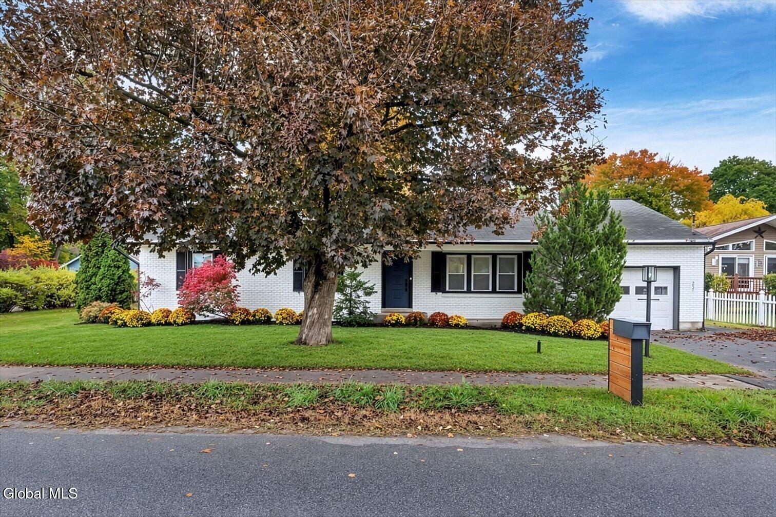 257 West Circular Street Saratoga Springs NY 12866