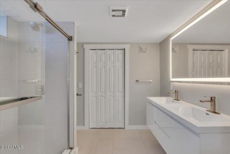 257 West Circular Street Saratoga Springs NY 12866
