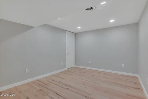 257 West Circular Street Saratoga Springs NY 12866