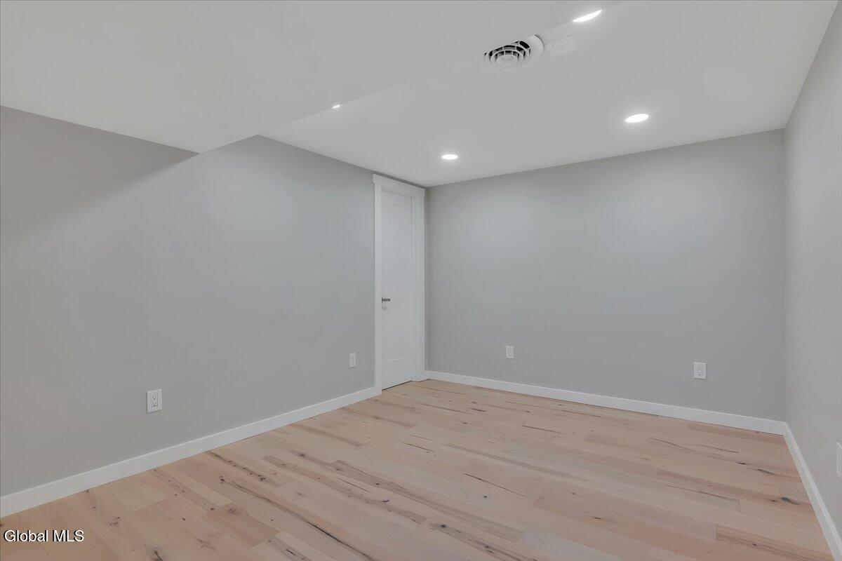 257 West Circular Street Saratoga Springs NY 12866