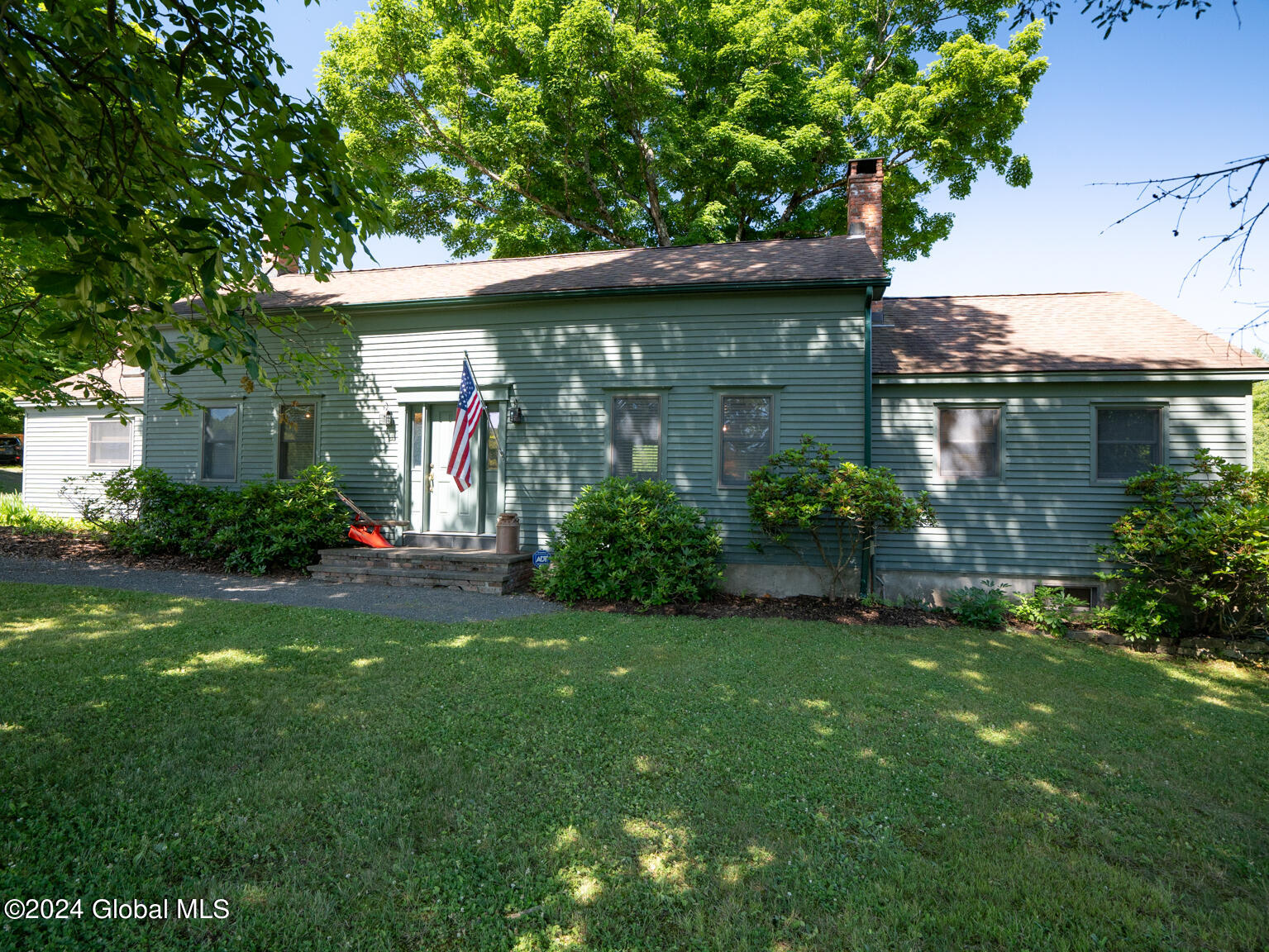 109 Thais Road Averill Park NY 12018