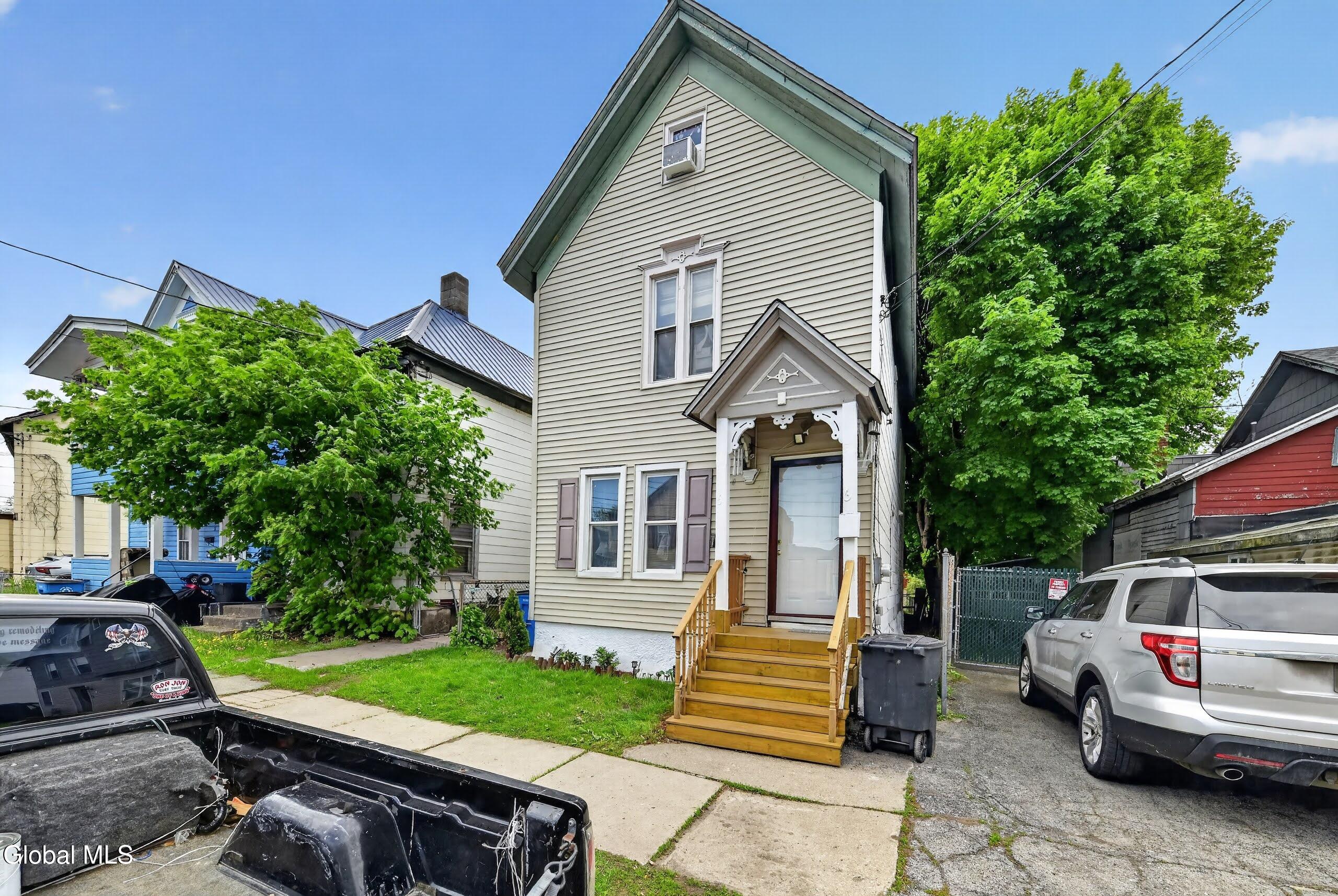 6 Water Street Amsterdam NY 12095