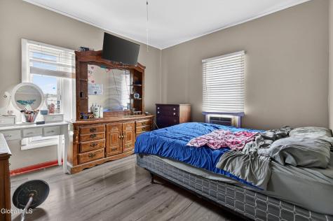 6 Water Street Amsterdam NY 12095