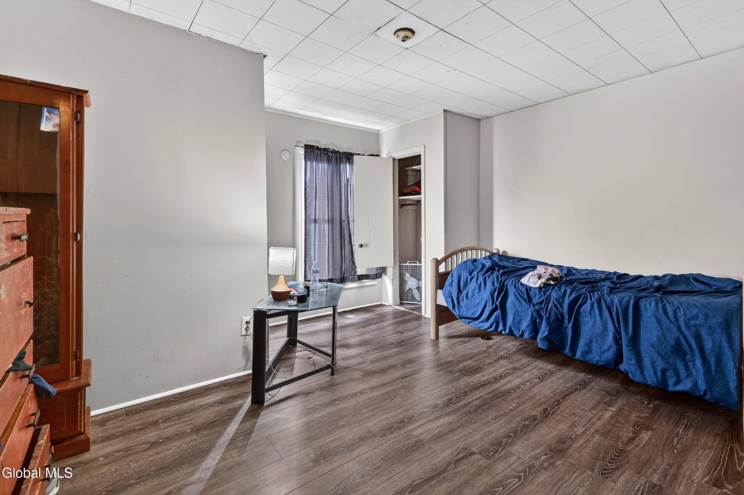 6 Water Street Amsterdam NY 12095