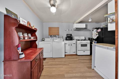 6 Water Street Amsterdam NY 12095