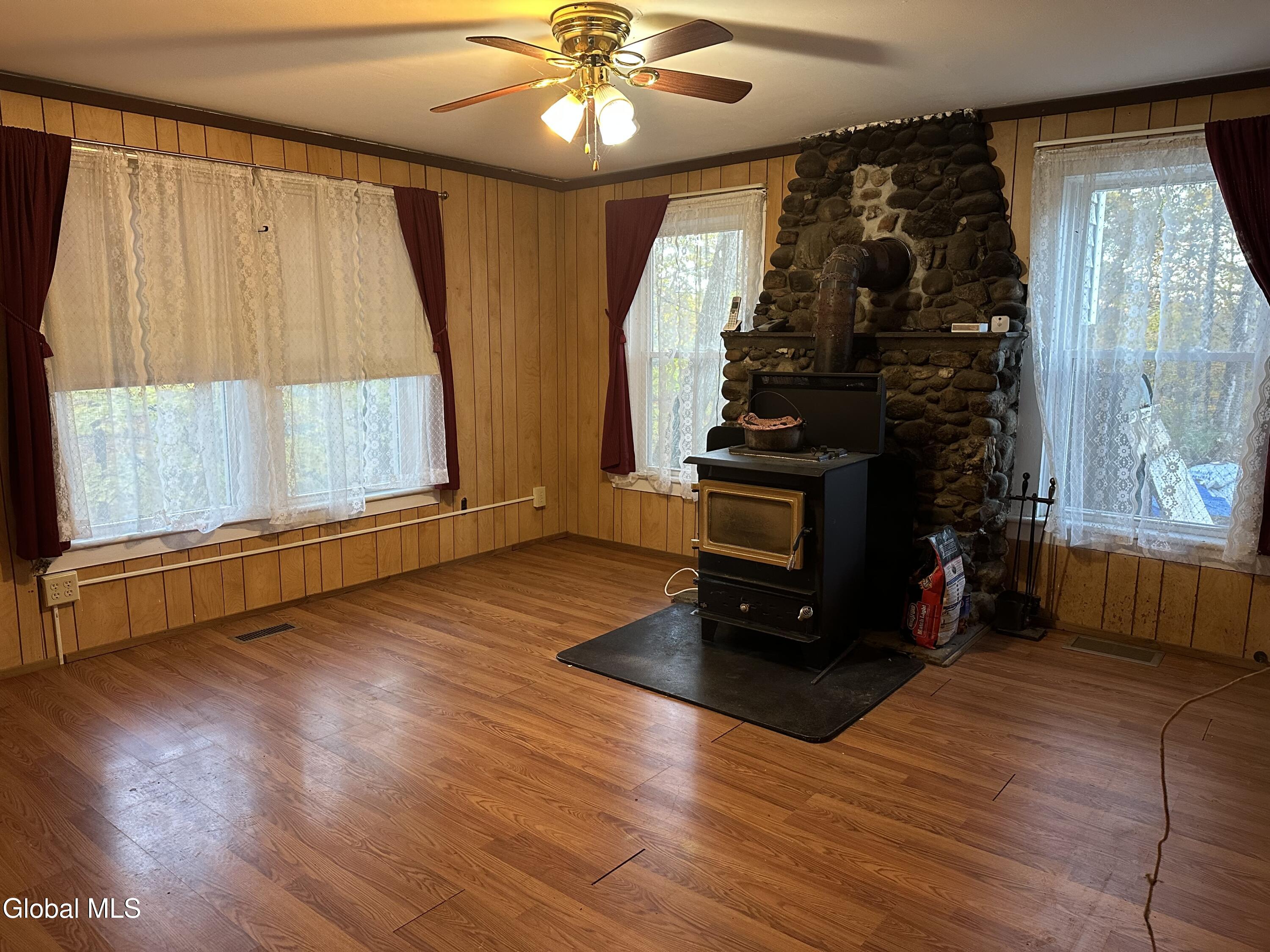 33 Hill Cottage Road Warrensburg NY 12885