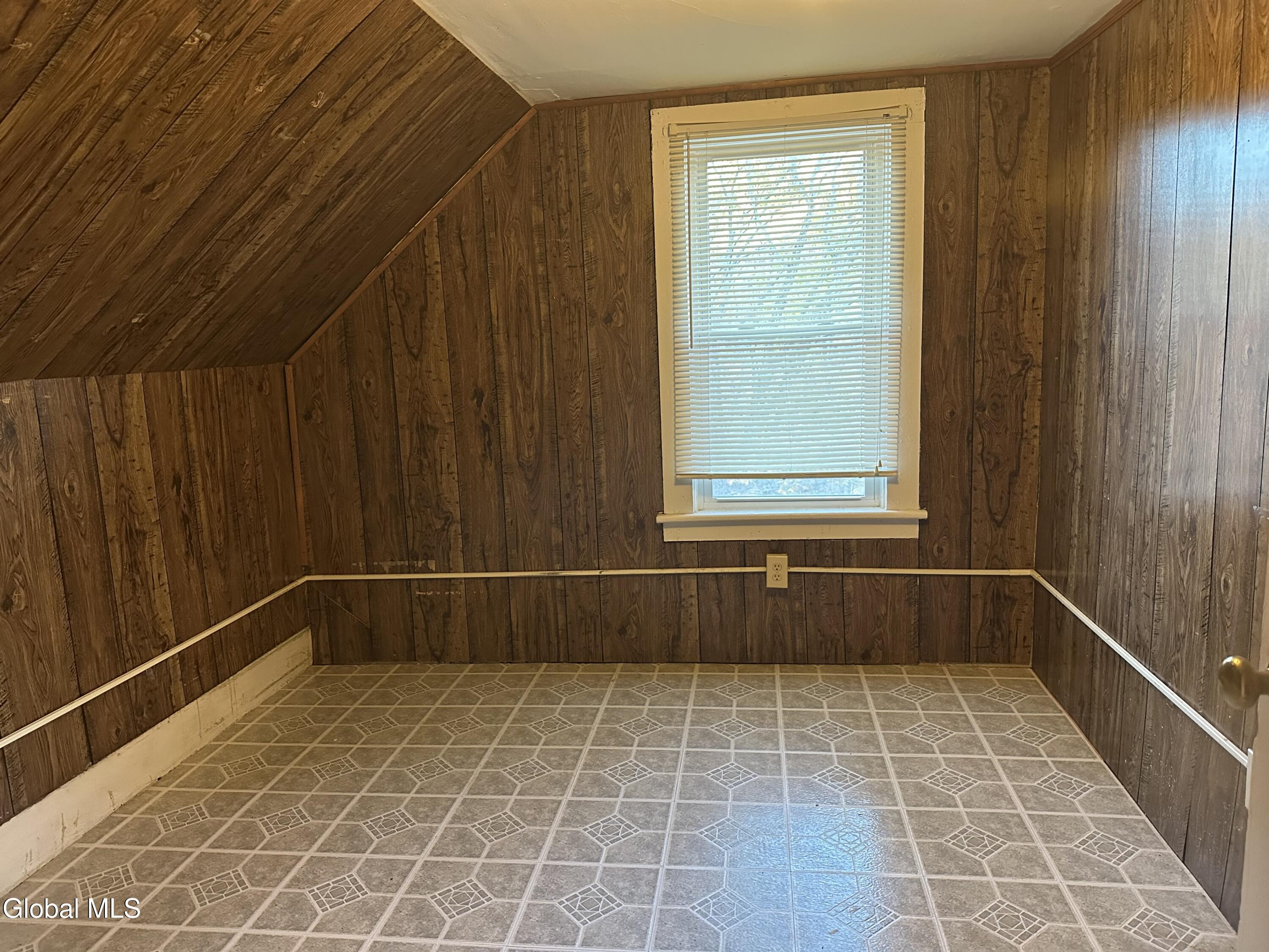 33 Hill Cottage Road Warrensburg NY 12885