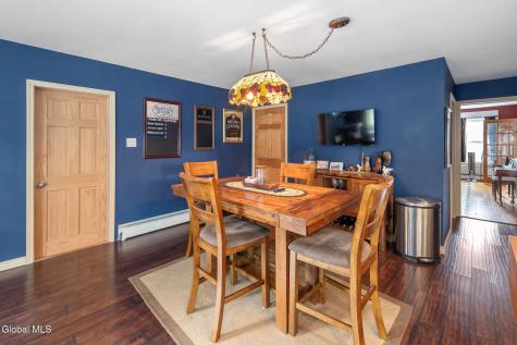 32 Broadway Amsterdam NY 12010