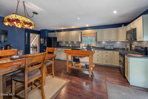 32 Broadway Amsterdam NY 12010