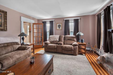 32 Broadway Amsterdam NY 12010