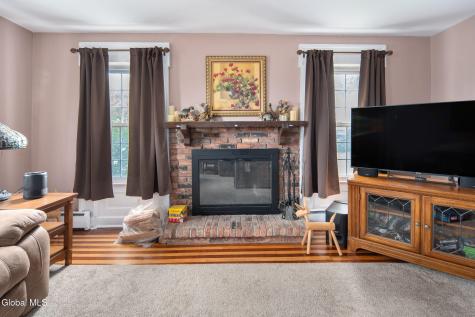 32 Broadway Amsterdam NY 12010