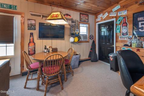 32 Broadway Amsterdam NY 12010