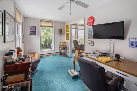 32 Broadway Amsterdam NY 12010