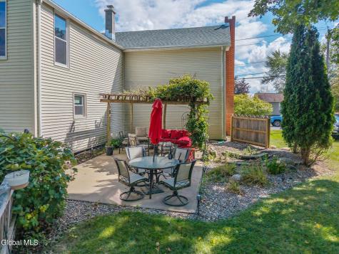 32 Broadway Amsterdam NY 12010