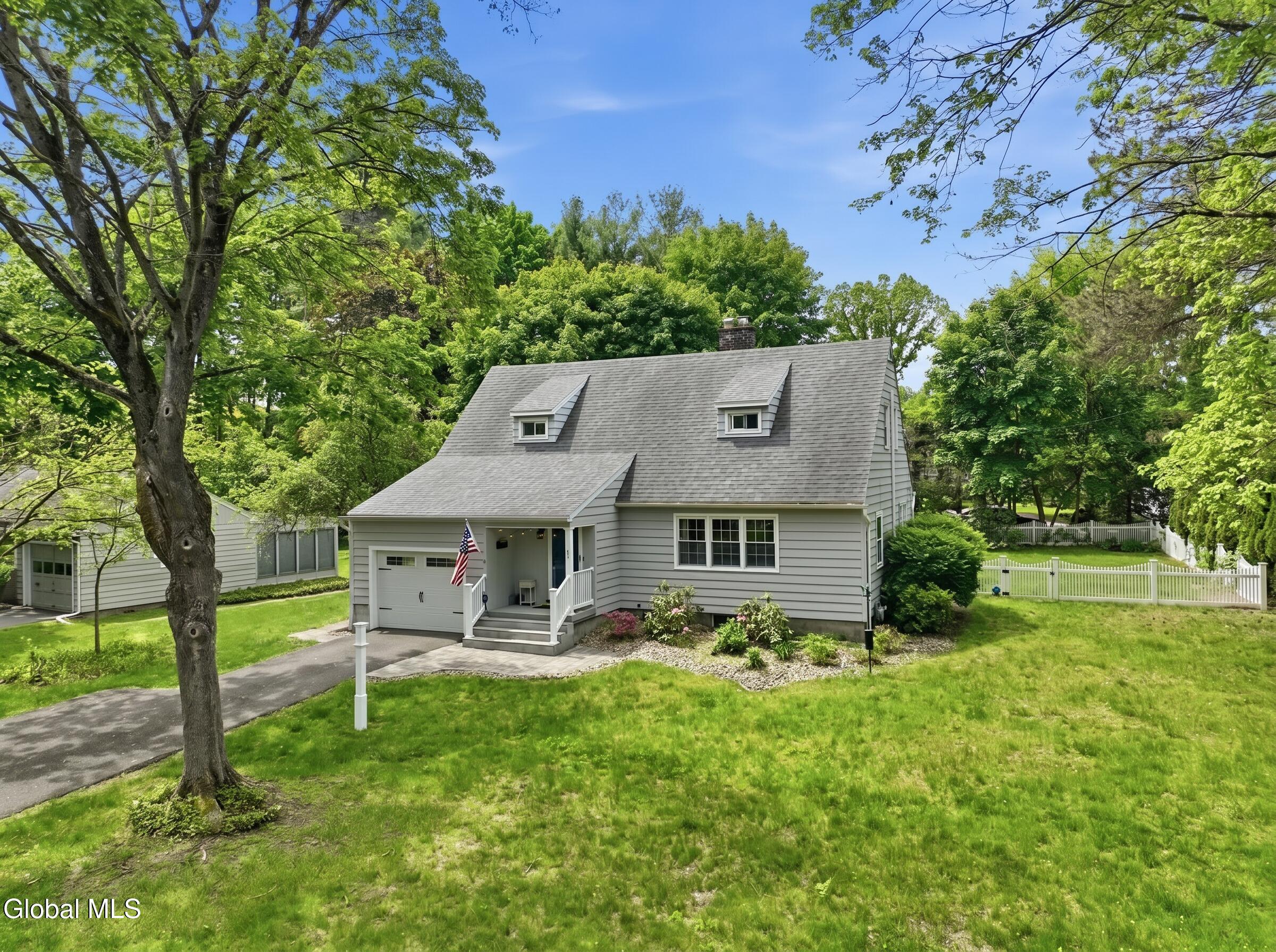 87 Murray Avenue Delmar NY 12054