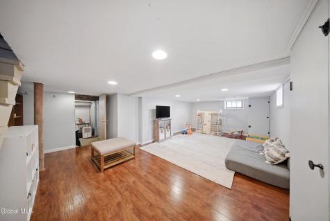 87 Murray Avenue Delmar NY 12054