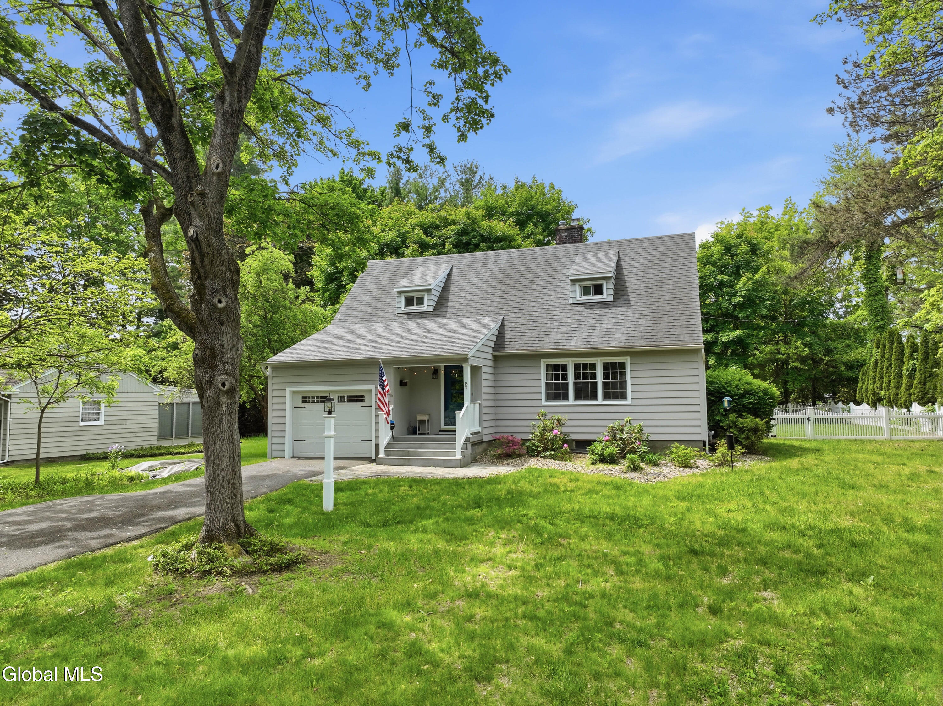87 Murray Avenue Delmar NY 12054