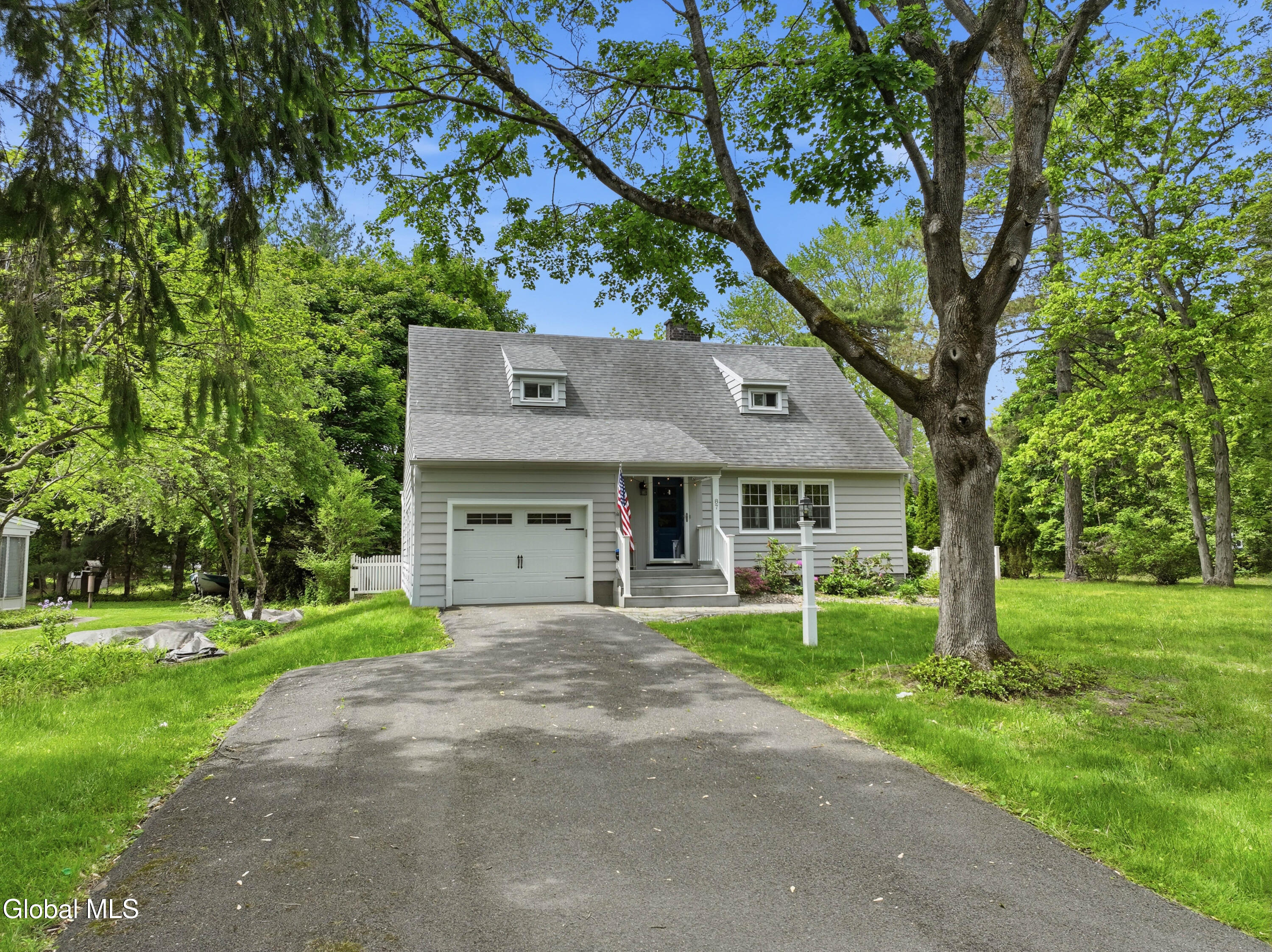 87 Murray Avenue Delmar NY 12054