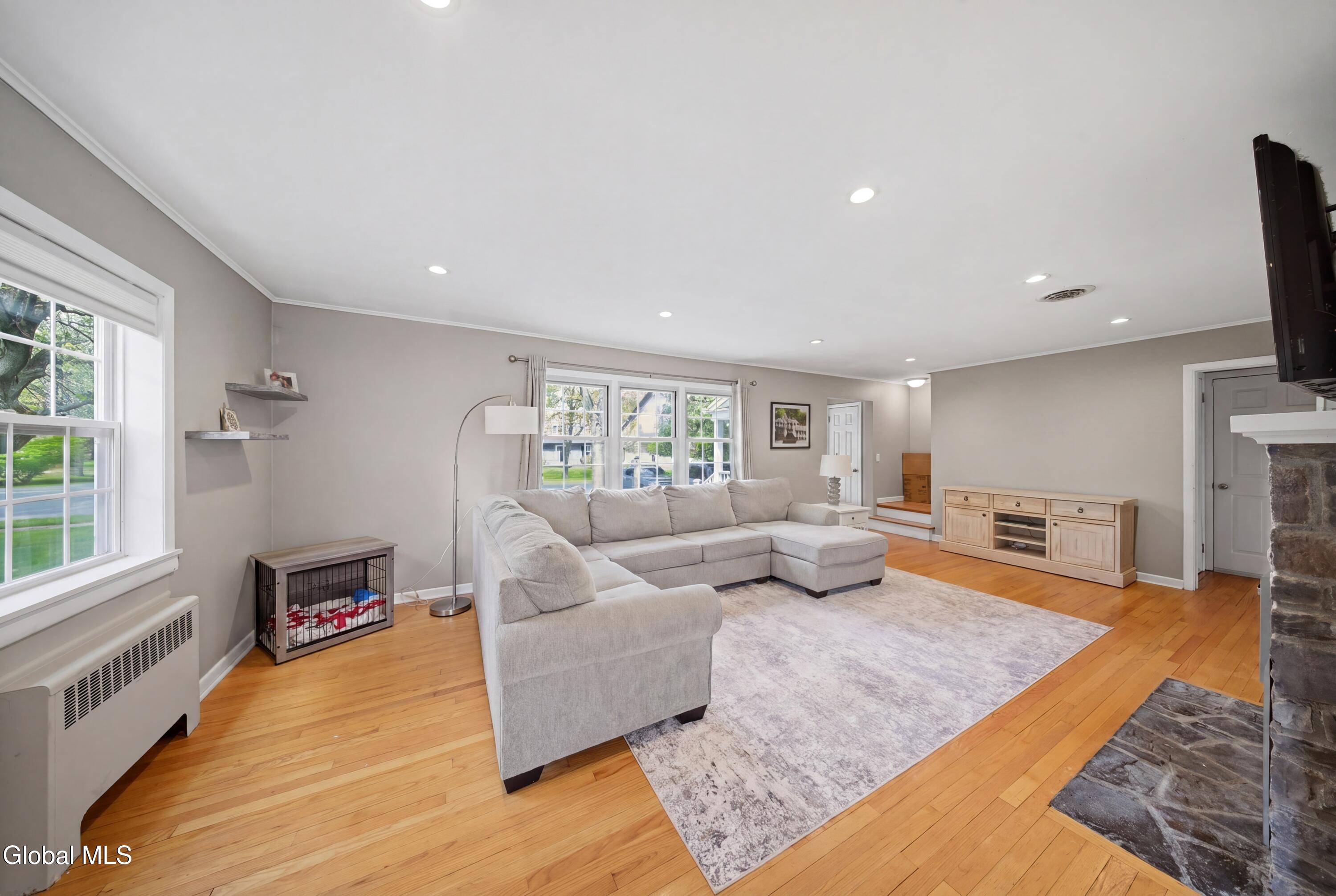87 Murray Avenue Delmar NY 12054