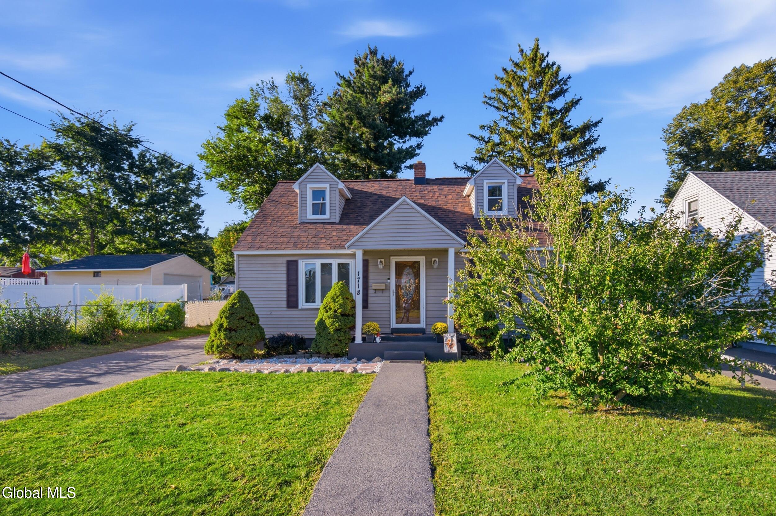 1718 Dorsett Street Schenectady NY 12303