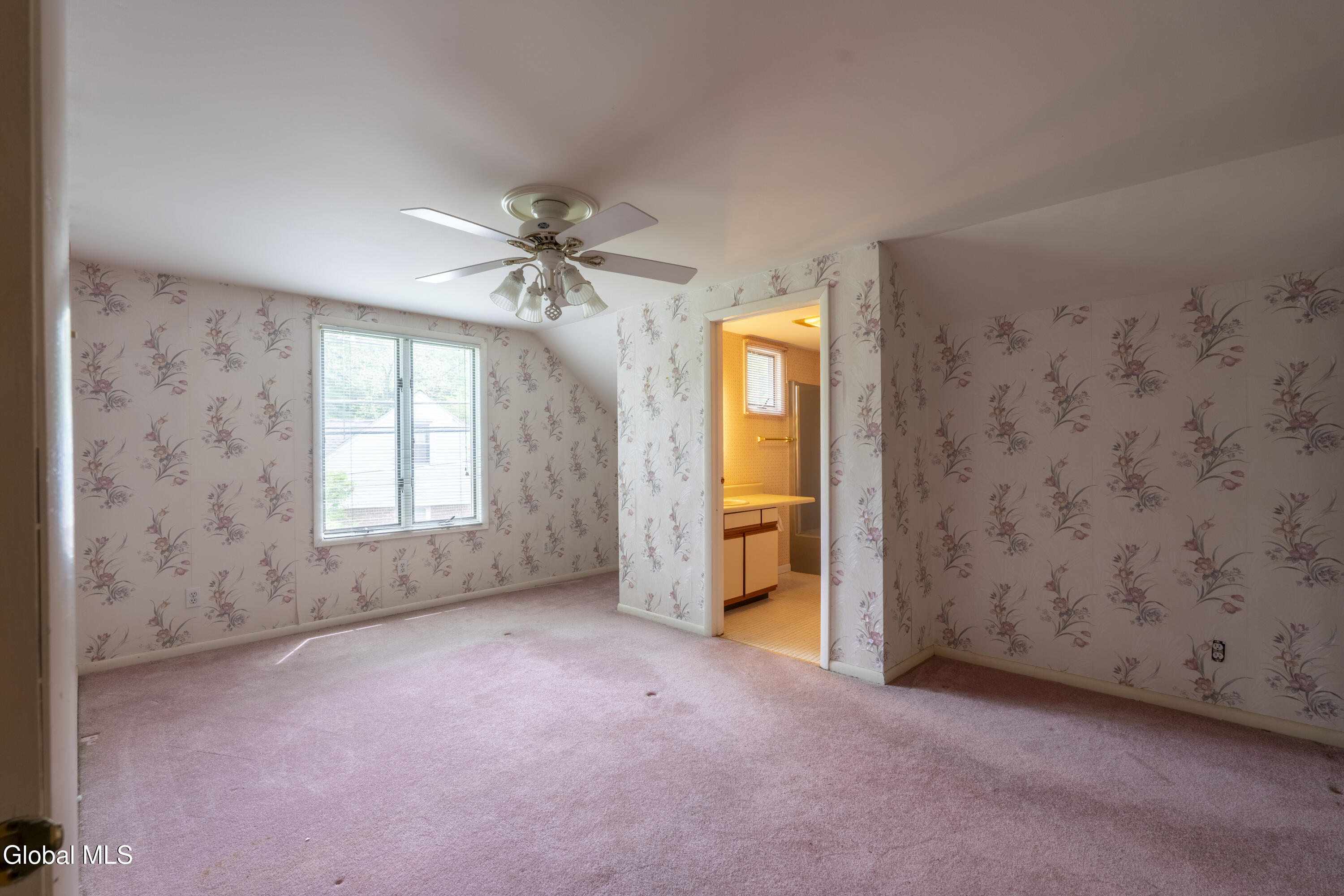 72 Pashley Road Glenville NY 12302