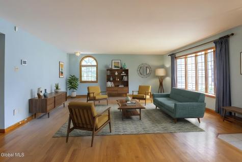 72 Pashley Road Glenville NY 12302