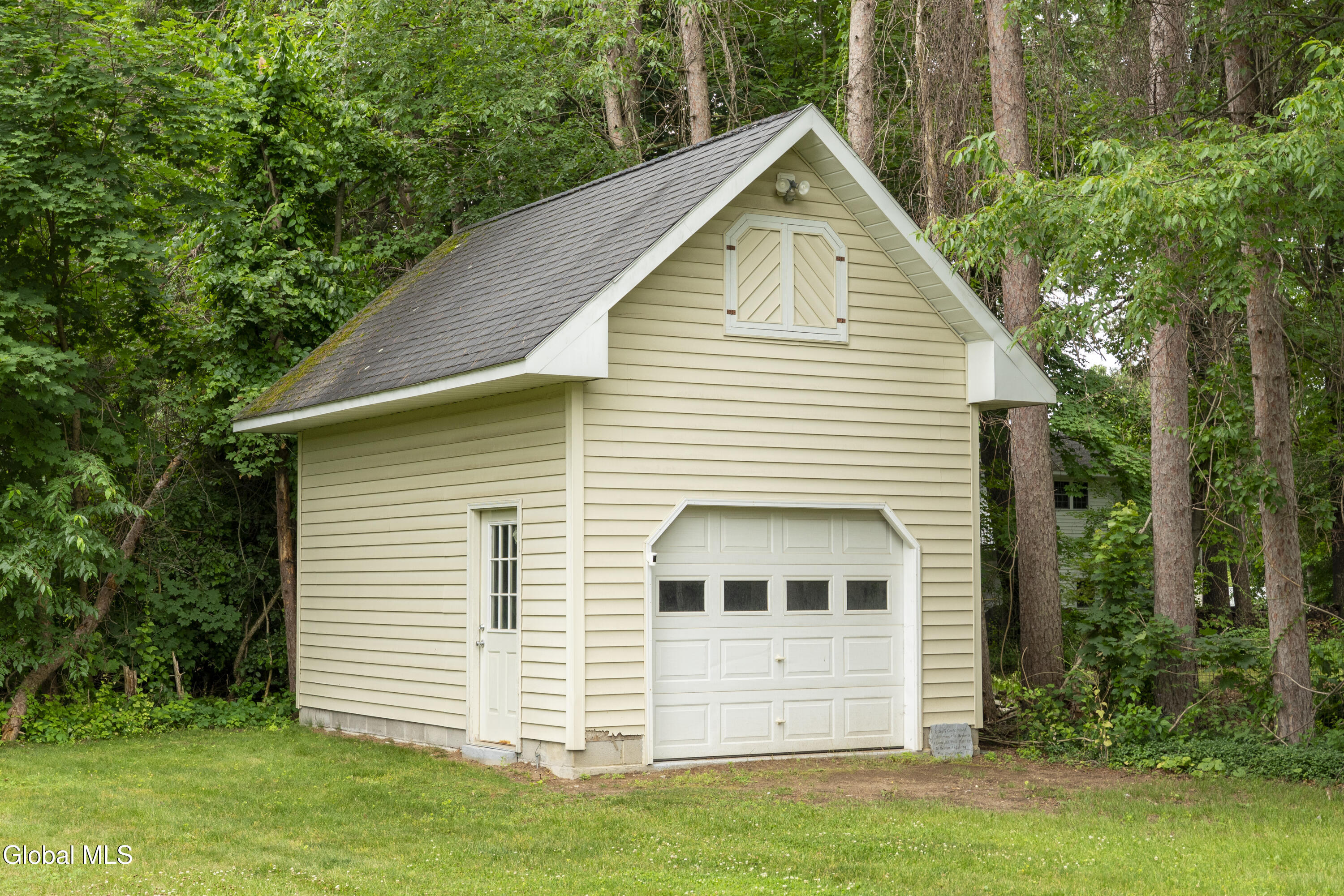 72 Pashley Road Glenville NY 12302
