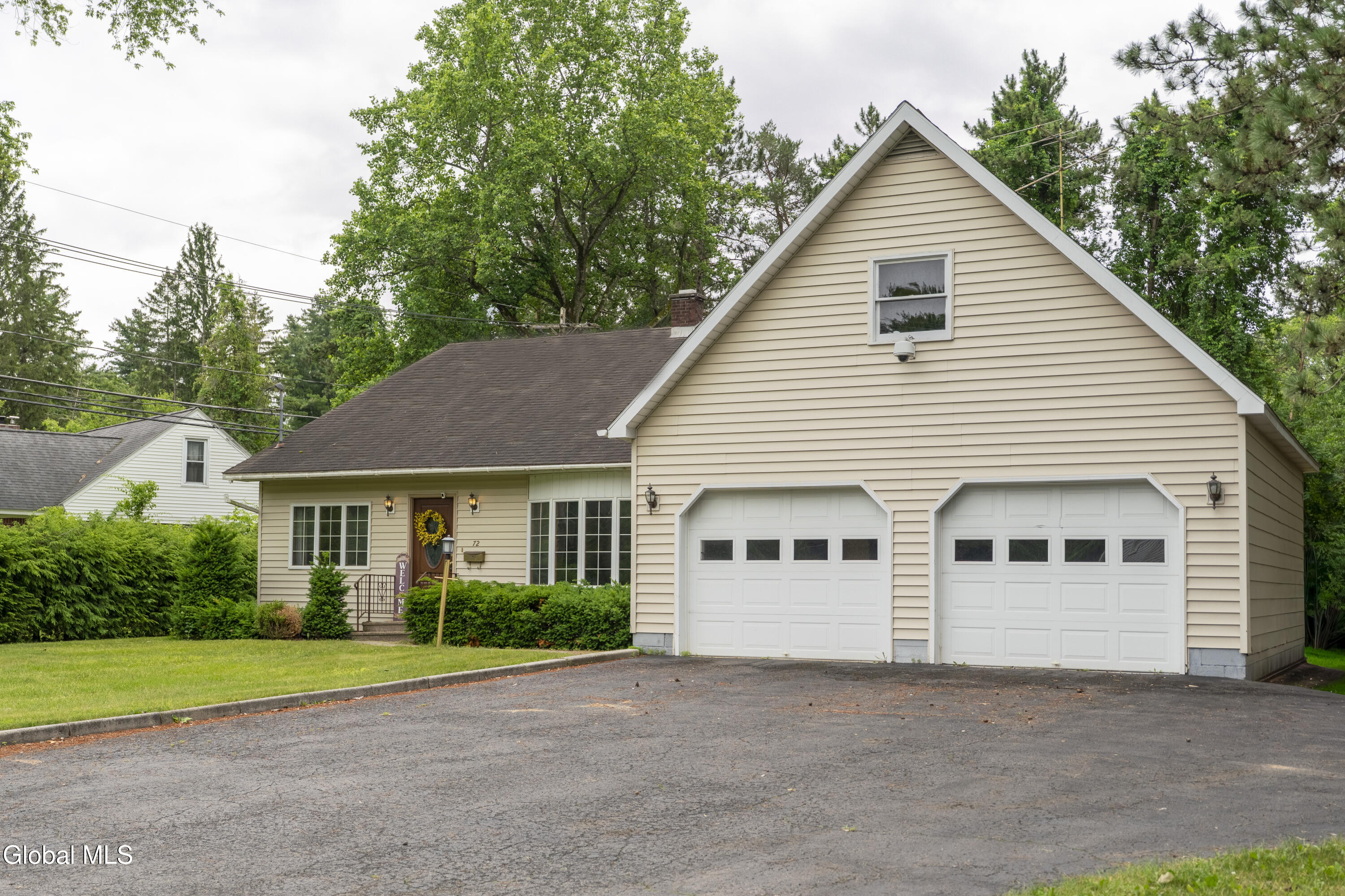 72 Pashley Road Glenville NY 12302