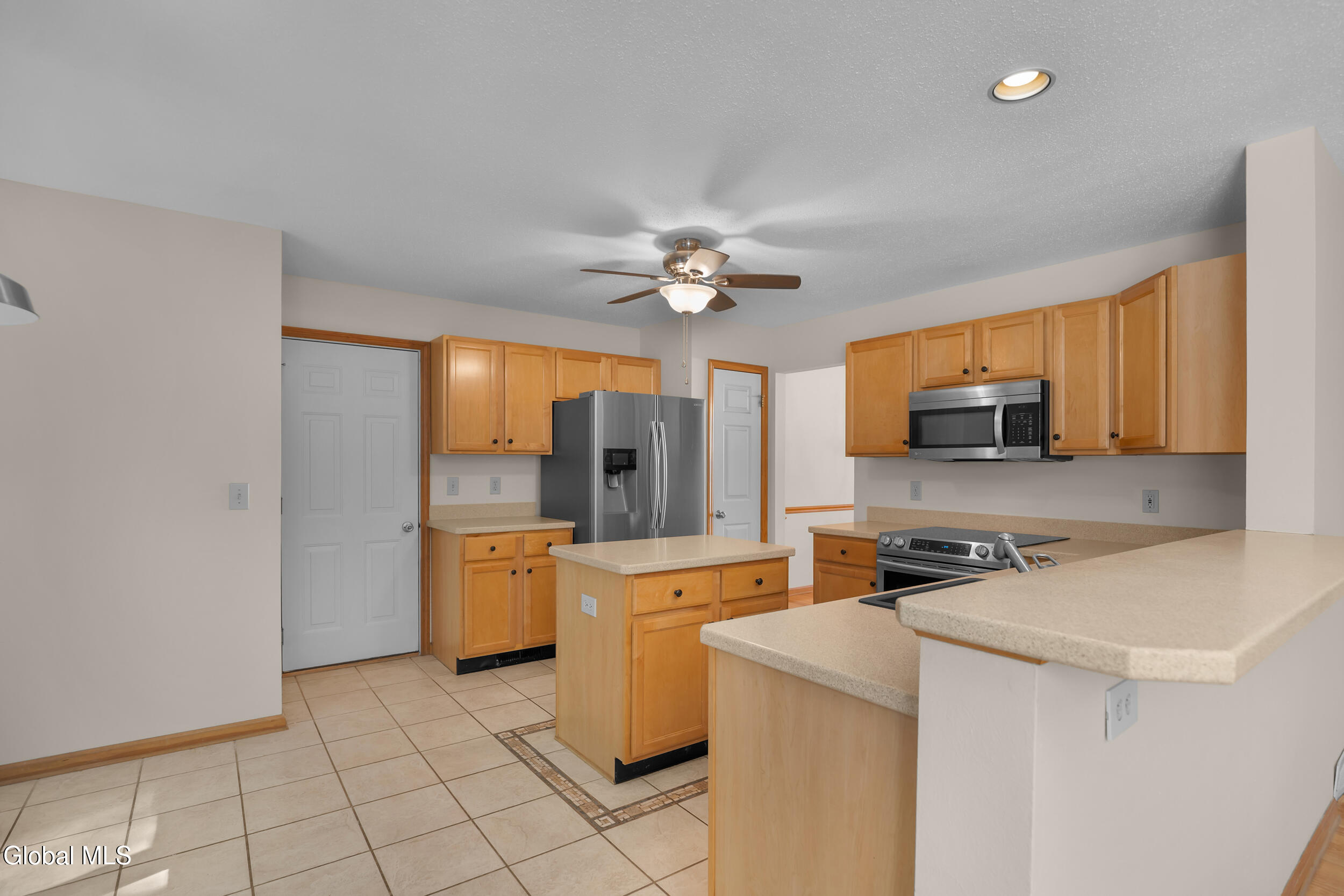 3 Kettles Way Queensbury NY 12804