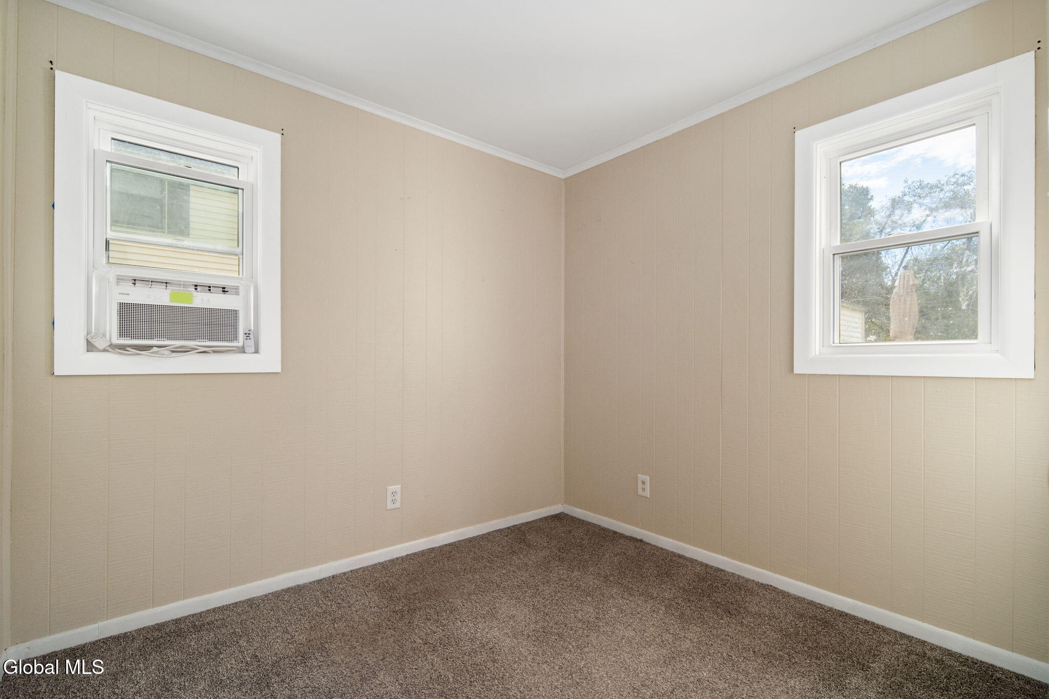 3 Crown Court Loudonville NY 12211