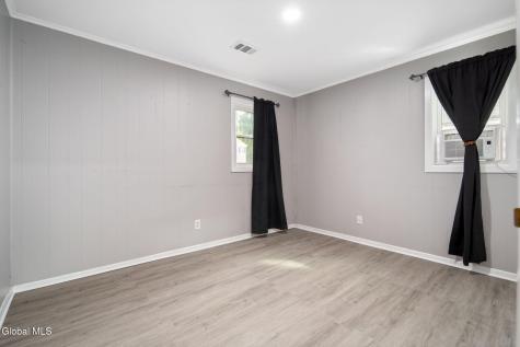 3 Crown Court Loudonville NY 12211