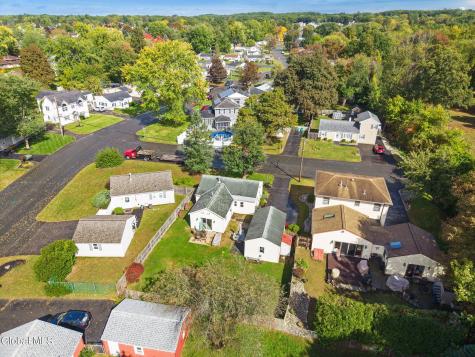 3 Crown Court Loudonville NY 12211