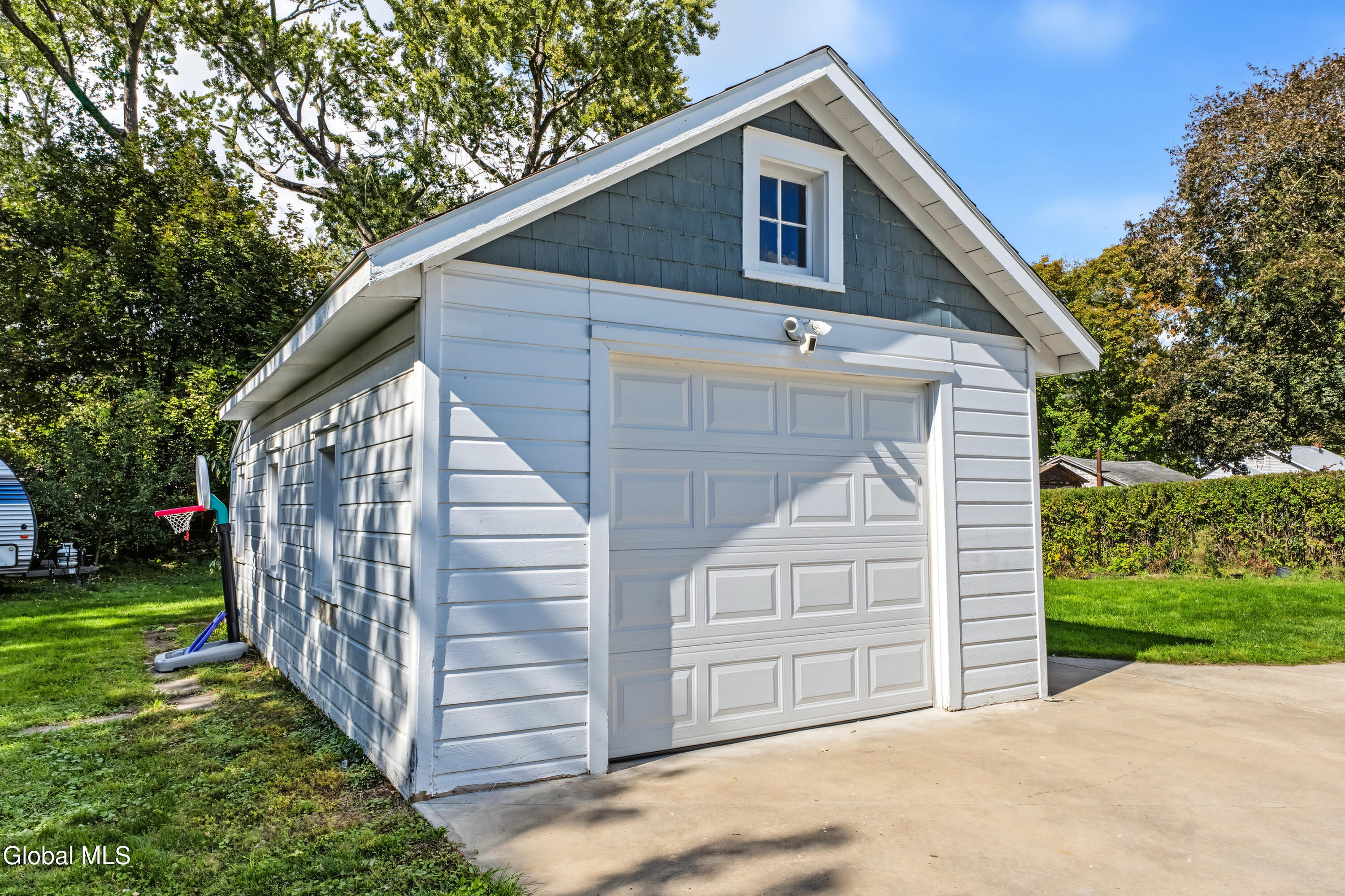 606 S Holmes Street Glenville NY 12302