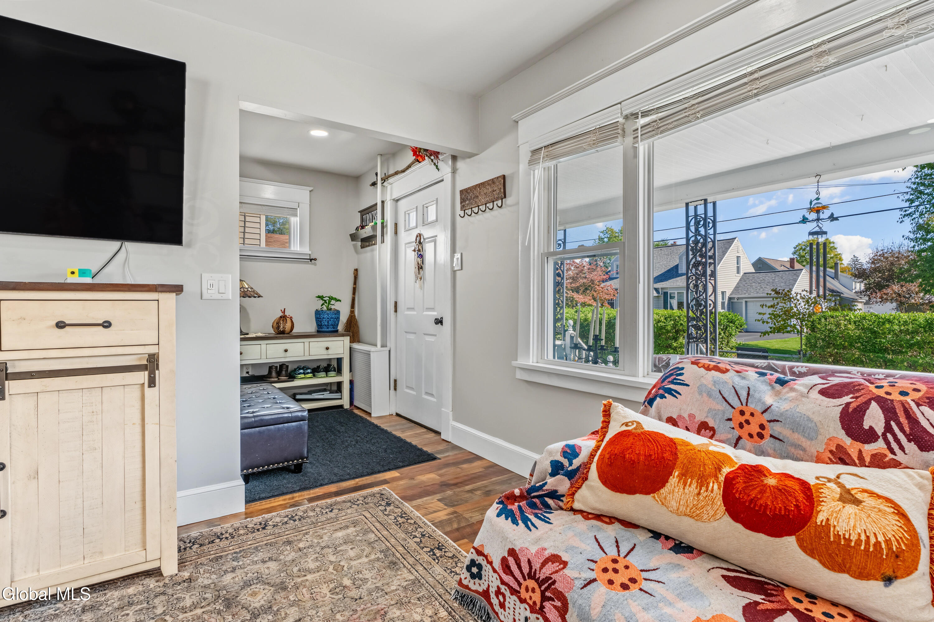 606 S Holmes Street Glenville NY 12302