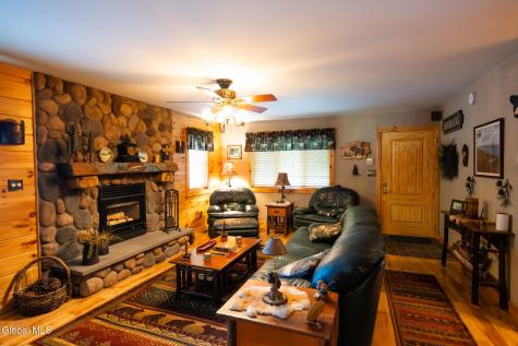 14 Beatty Road Lake George NY 12845