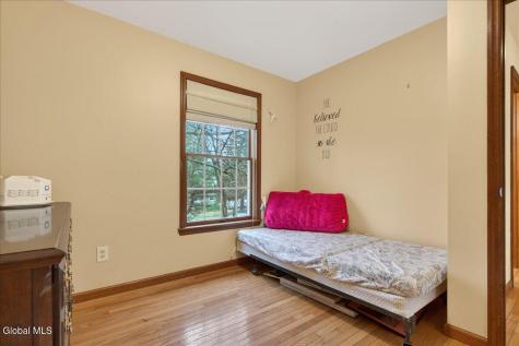 4 Joseph Terrace Guilderland NY 12203